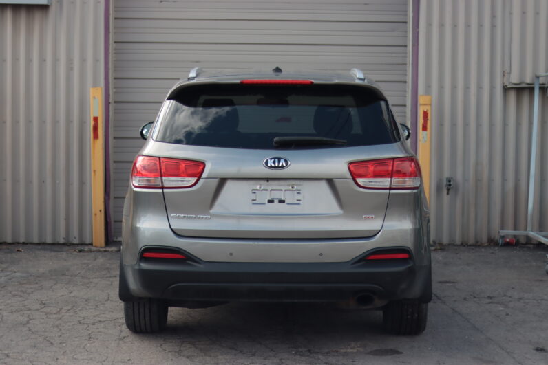 2016 Kia Sorento LX, AUTOMATIC, HEATED SEATS!!