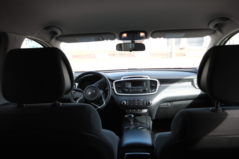 2016 Kia Sorento LX, AUTOMATIC, HEATED SEATS!!